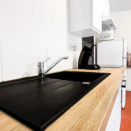 Appartement Chez Léna - T2 Cosy&equipé - Proche Cité Médiévale *